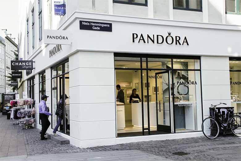 Pandora của nước nào? Tìm hiểu xuất xứ thương hiệu trang sức nổi tiếng 