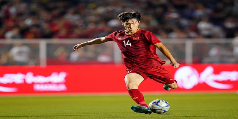 Nguyễn Hoàng Đức Sự Nghiệp Và Những Dấu Ấn Trên Sân Cỏ