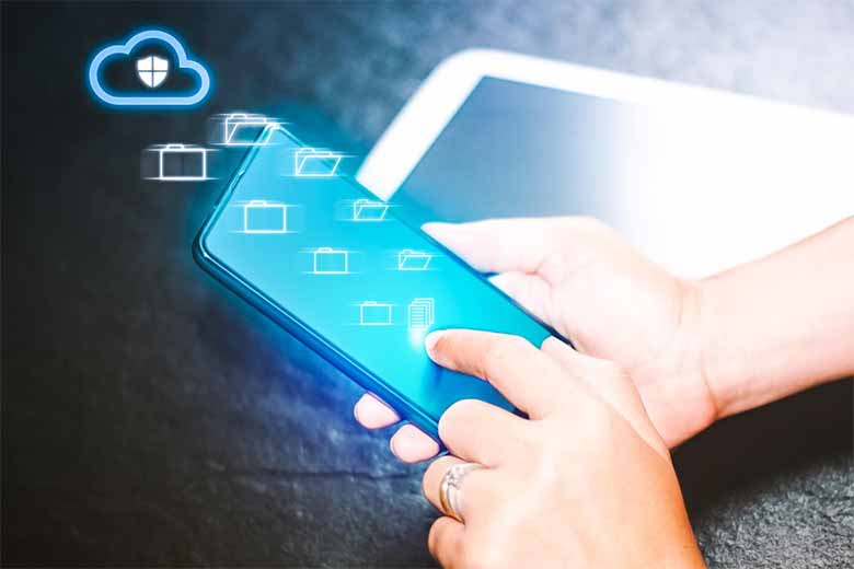 Cách reset điện thoại Android và iPhone an toàn, không mất dữ liệu